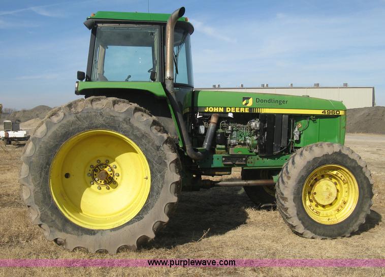 image for item H4334 1992 John Deere 4960 MFWD tractor