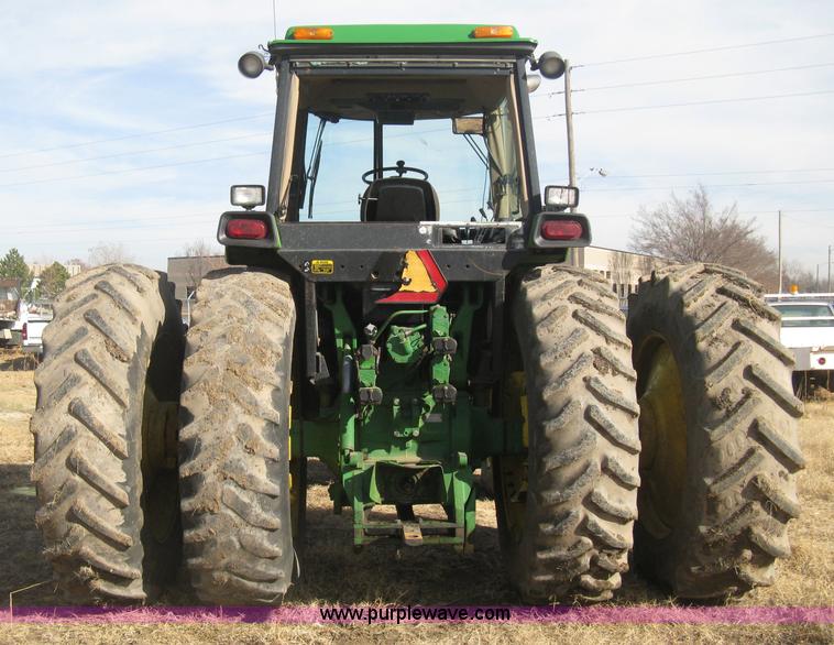 image for item H4334 1992 John Deere 4960 MFWD tractor