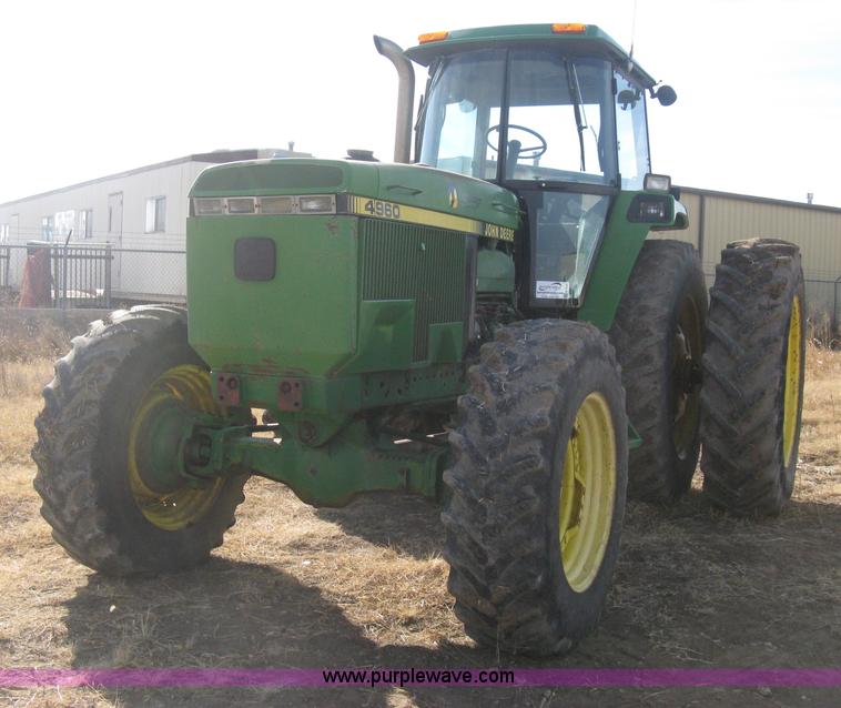 image for item H4334 1992 John Deere 4960 MFWD tractor