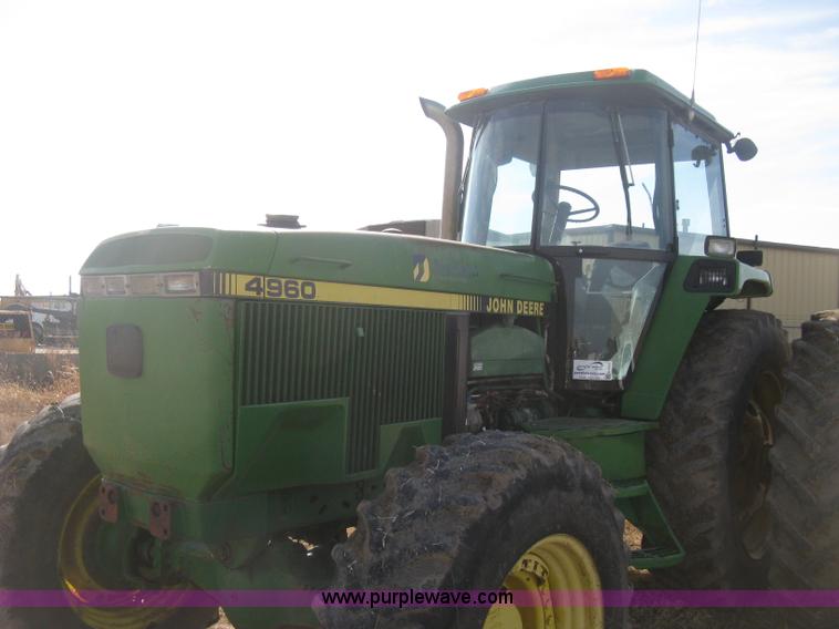 image for item H4334 1992 John Deere 4960 MFWD tractor