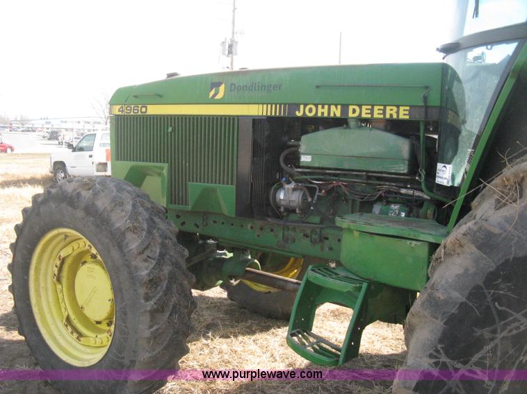 image for item H4334 1992 John Deere 4960 MFWD tractor