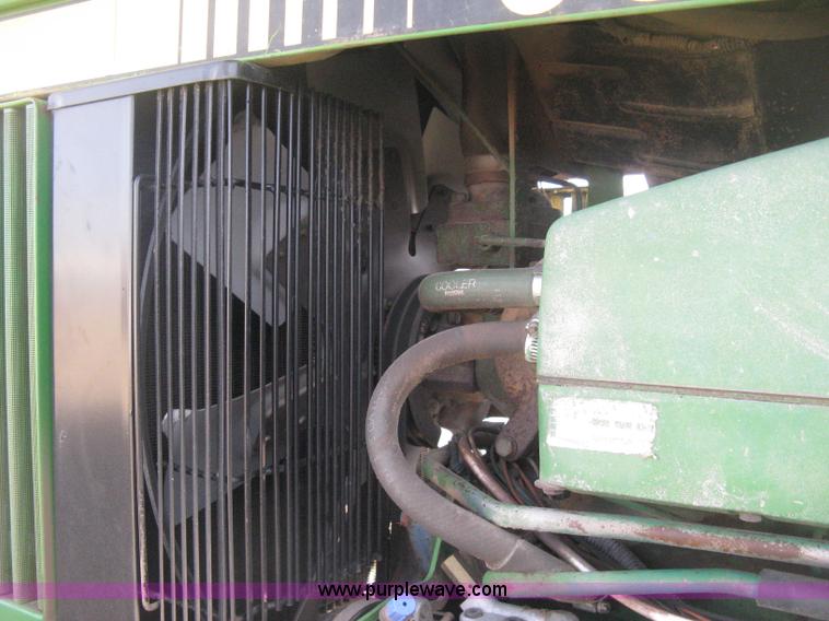 image for item H4334 1992 John Deere 4960 MFWD tractor