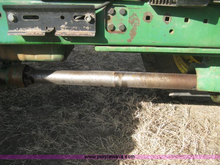 image for item H4334 1992 John Deere 4960 MFWD tractor