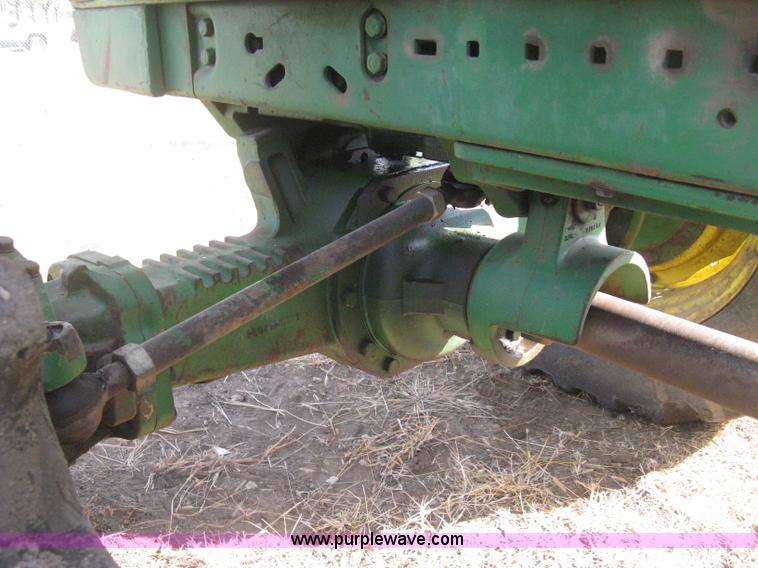 image for item H4334 1992 John Deere 4960 MFWD tractor