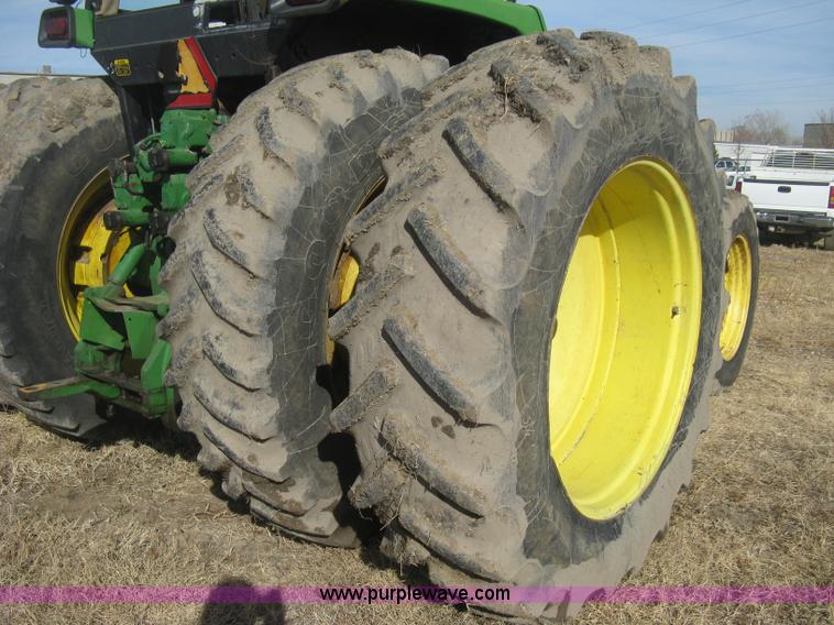 image for item H4334 1992 John Deere 4960 MFWD tractor