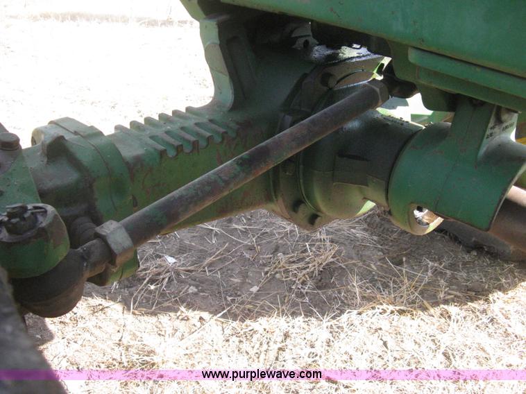 image for item H4334 1992 John Deere 4960 MFWD tractor