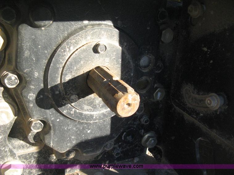 image for item H4335 2009 John Deere 5083E Limited MFWD tractor