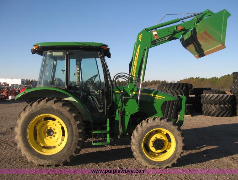image for item H4335 2009 John Deere 5083E Limited MFWD tractor