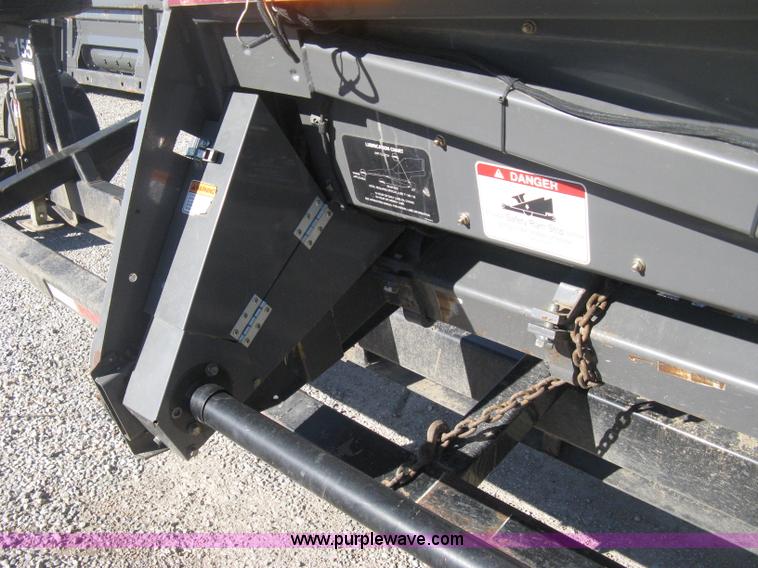 image for item H4336 2008 Gleaner 3000 1230R 12 row header