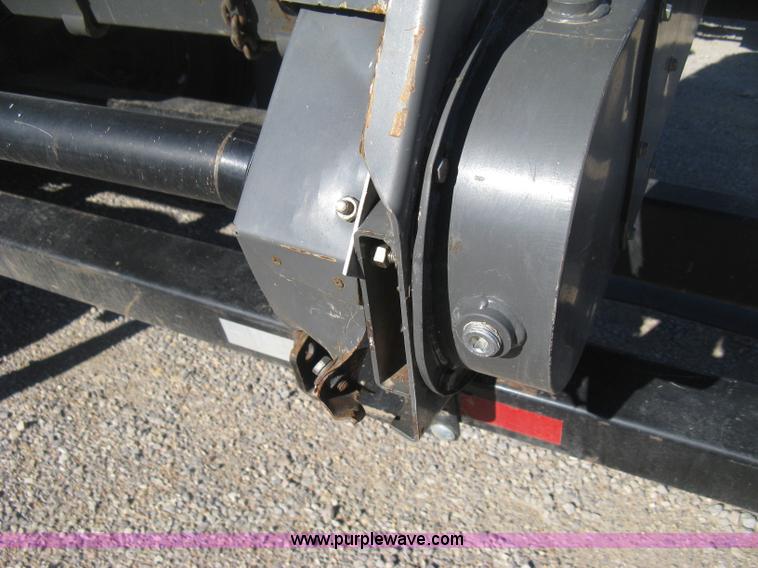 image for item H4336 2008 Gleaner 3000 1230R 12 row header