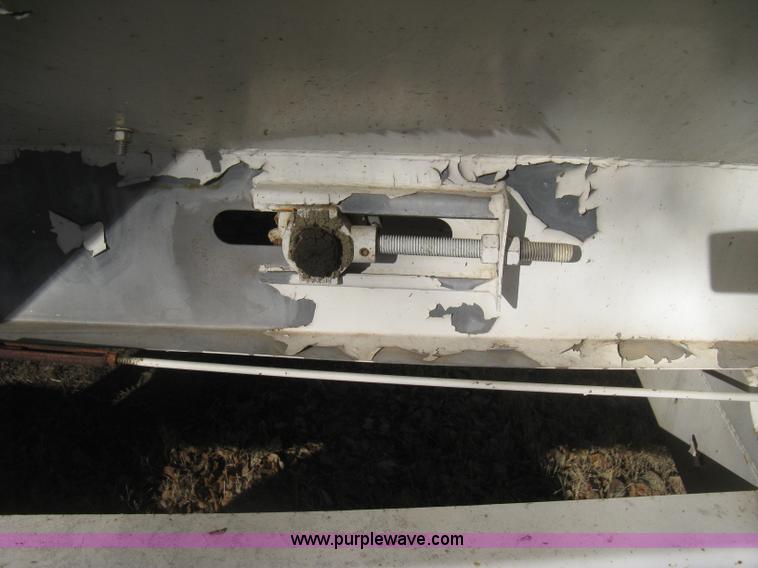 image for item I5740 Dempster Clipper 200S dry fertilizer spreader