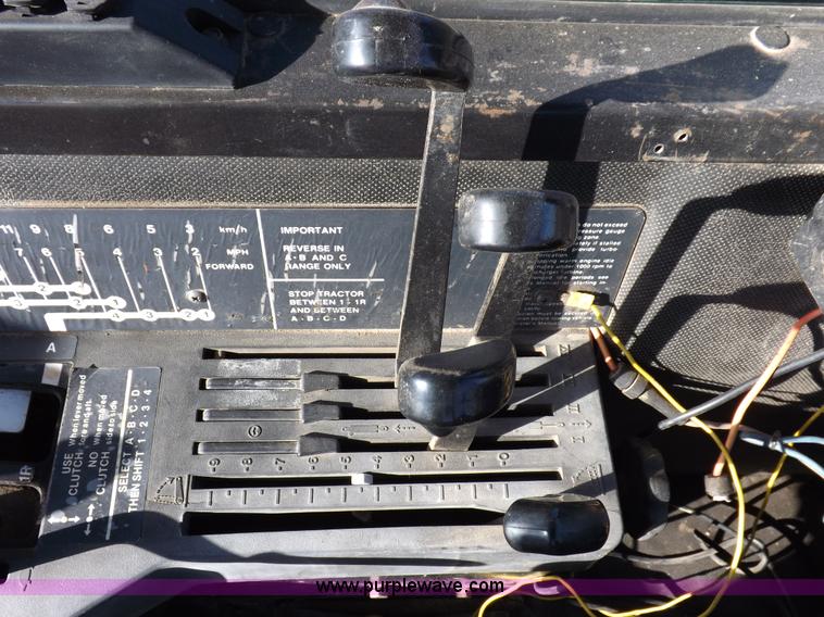 image for item I9218 1979 John Deere 8640 4WD tractor