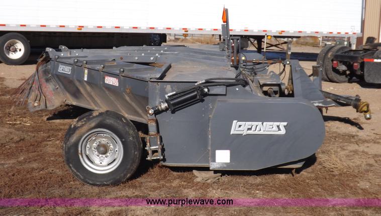 image for item I9220 Loftness center discharge shredder