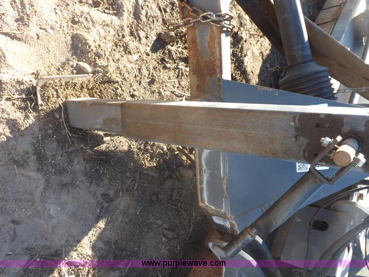 image for item I9220 Loftness center discharge shredder