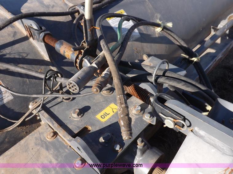 image for item I9220 Loftness center discharge shredder