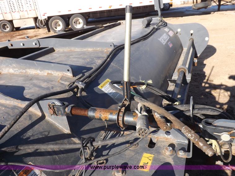 image for item I9220 Loftness center discharge shredder