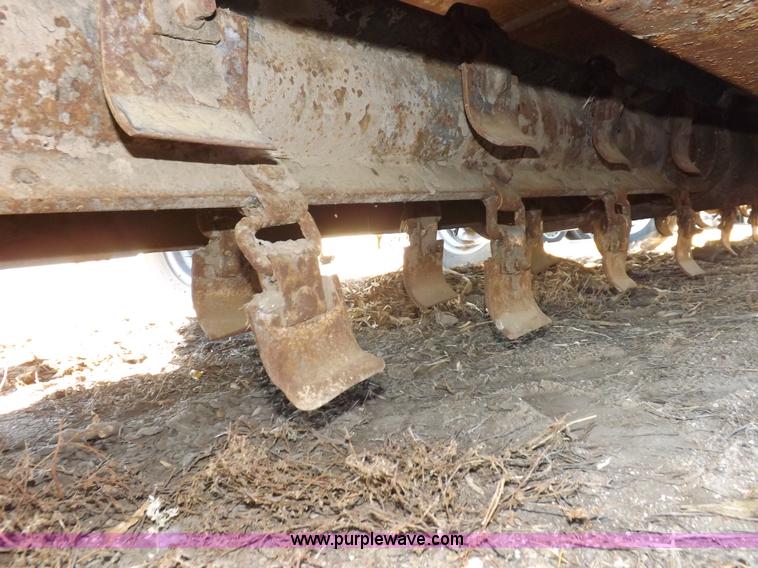 image for item I9220 Loftness center discharge shredder