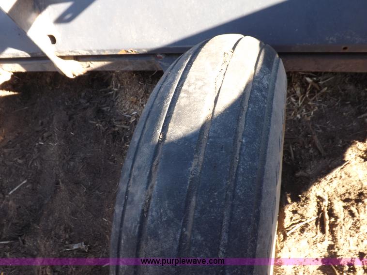 image for item I9220 Loftness center discharge shredder