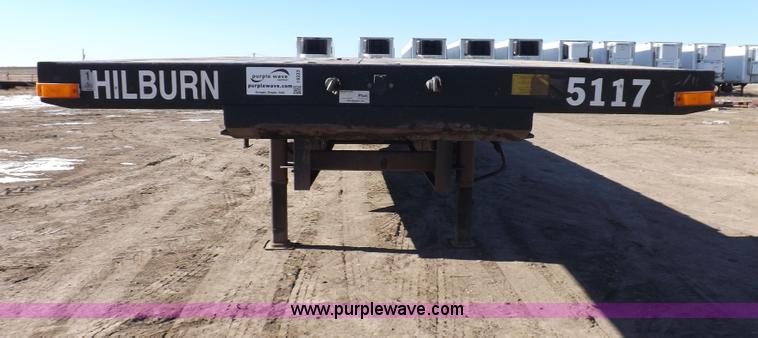image for item I9223 2007 Transcraft step deck trailer