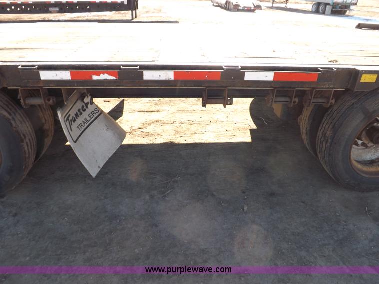 image for item I9223 2007 Transcraft step deck trailer