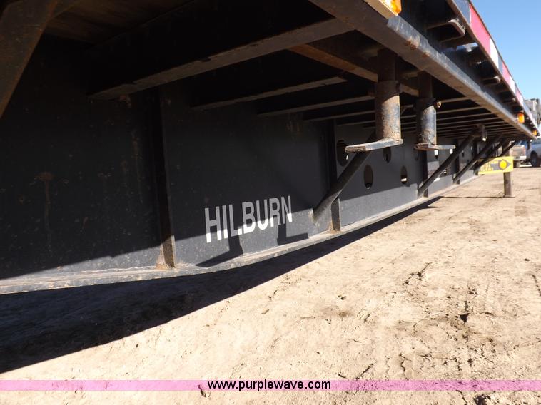 image for item I9223 2007 Transcraft step deck trailer