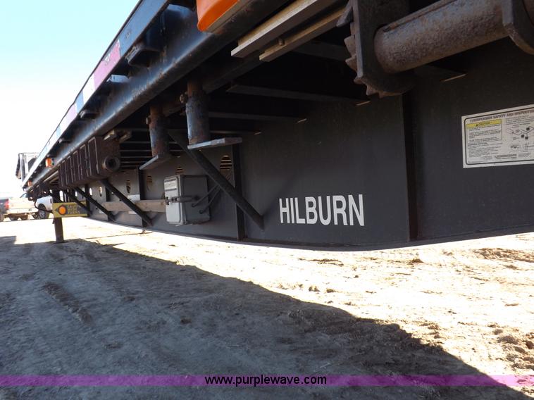 image for item I9223 2007 Transcraft step deck trailer