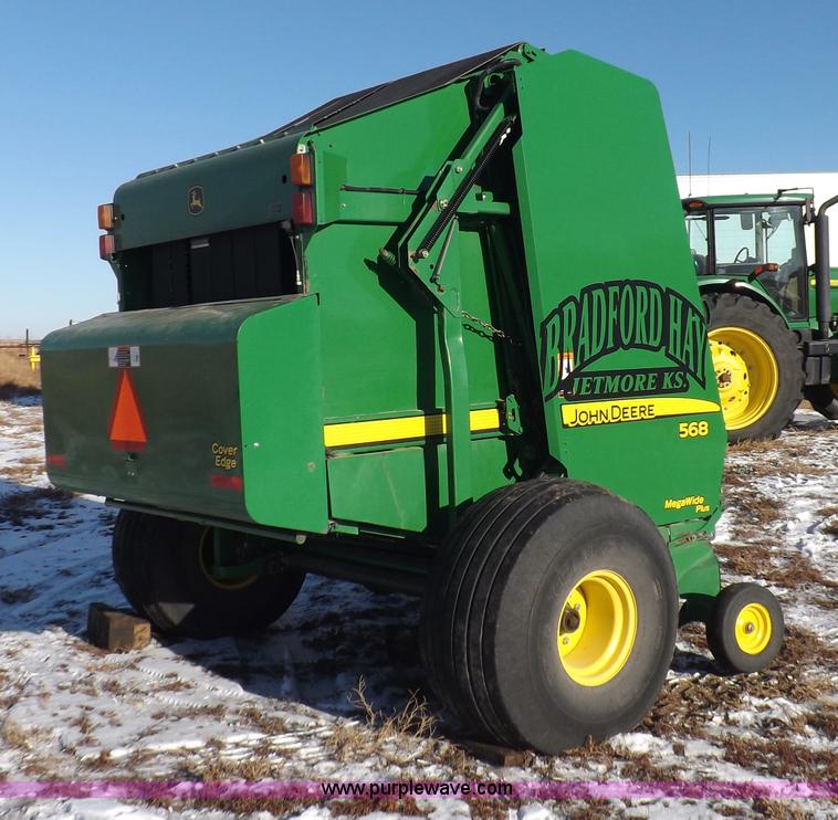 image for item I9237 2010 John Deere 568 round baler