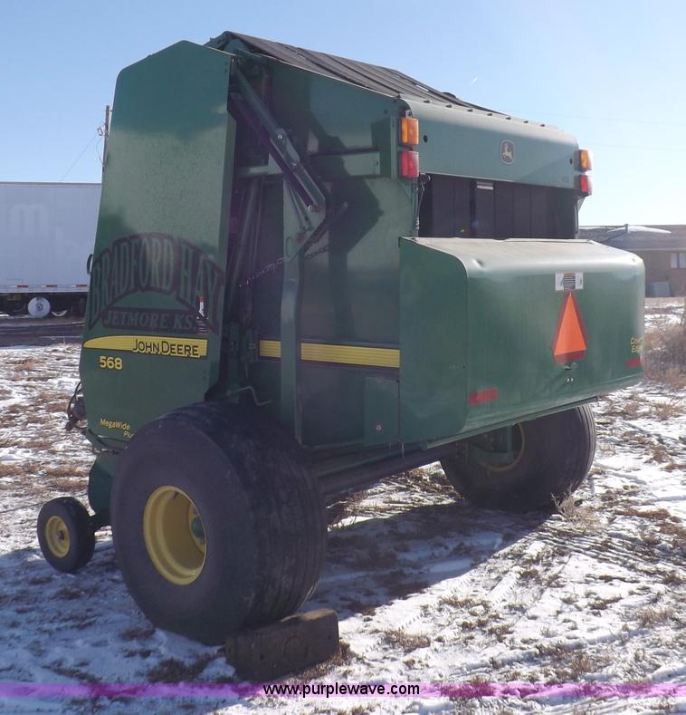 image for item I9237 2010 John Deere 568 round baler
