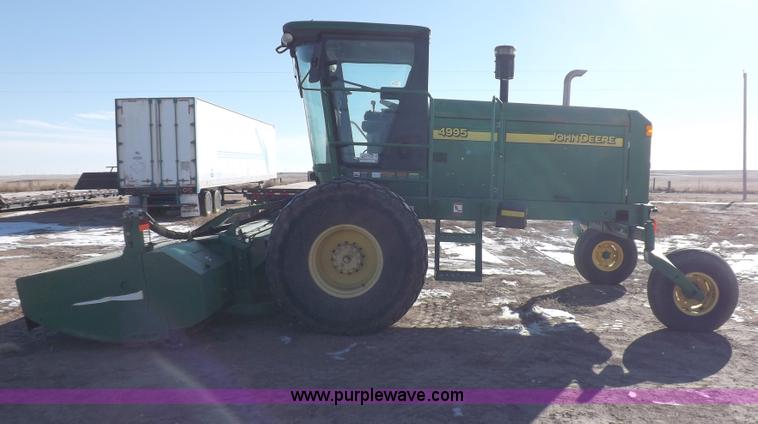 image for item I9238 2007 John Deere 4995 swather
