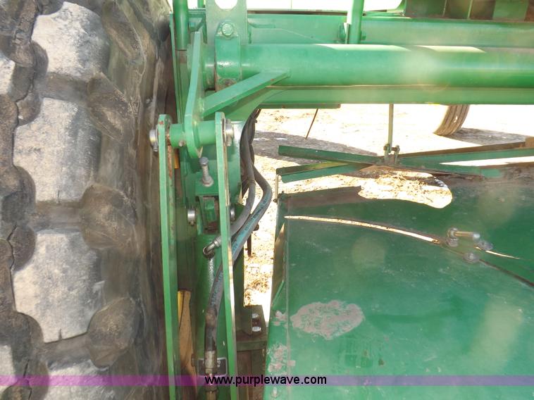 image for item I9238 2007 John Deere 4995 swather