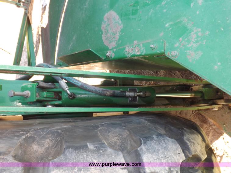 image for item I9238 2007 John Deere 4995 swather