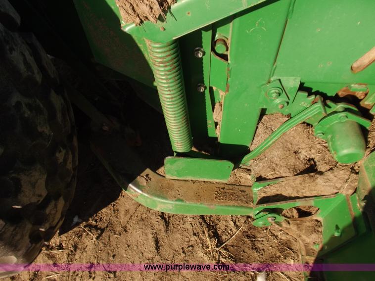 image for item I9238 2007 John Deere 4995 swather