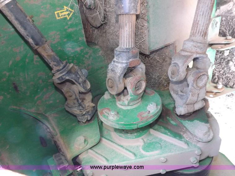 image for item I9238 2007 John Deere 4995 swather