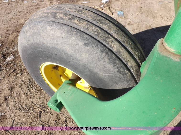 image for item I9238 2007 John Deere 4995 swather