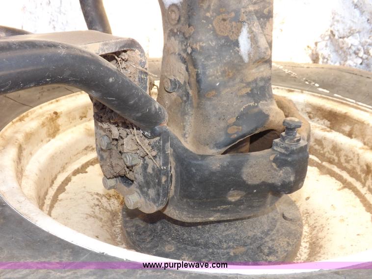 image for item I9239 New Holland LM435A telehandler