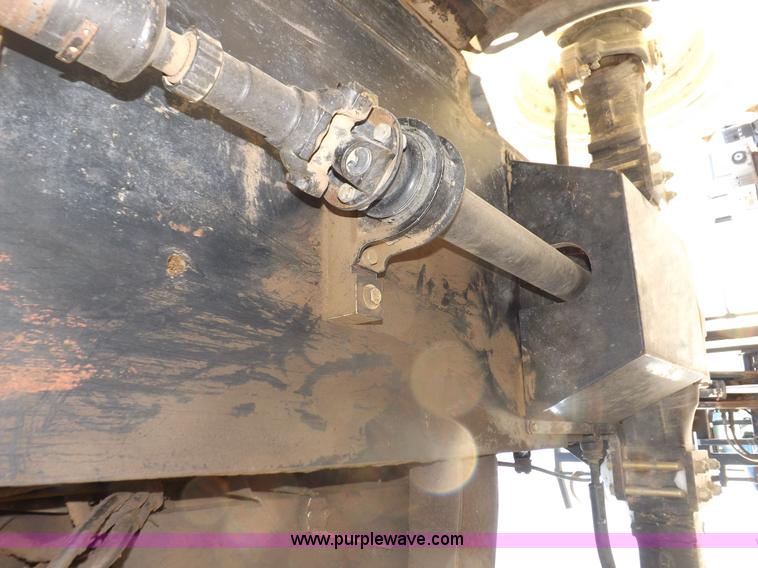 image for item I9239 New Holland LM435A telehandler