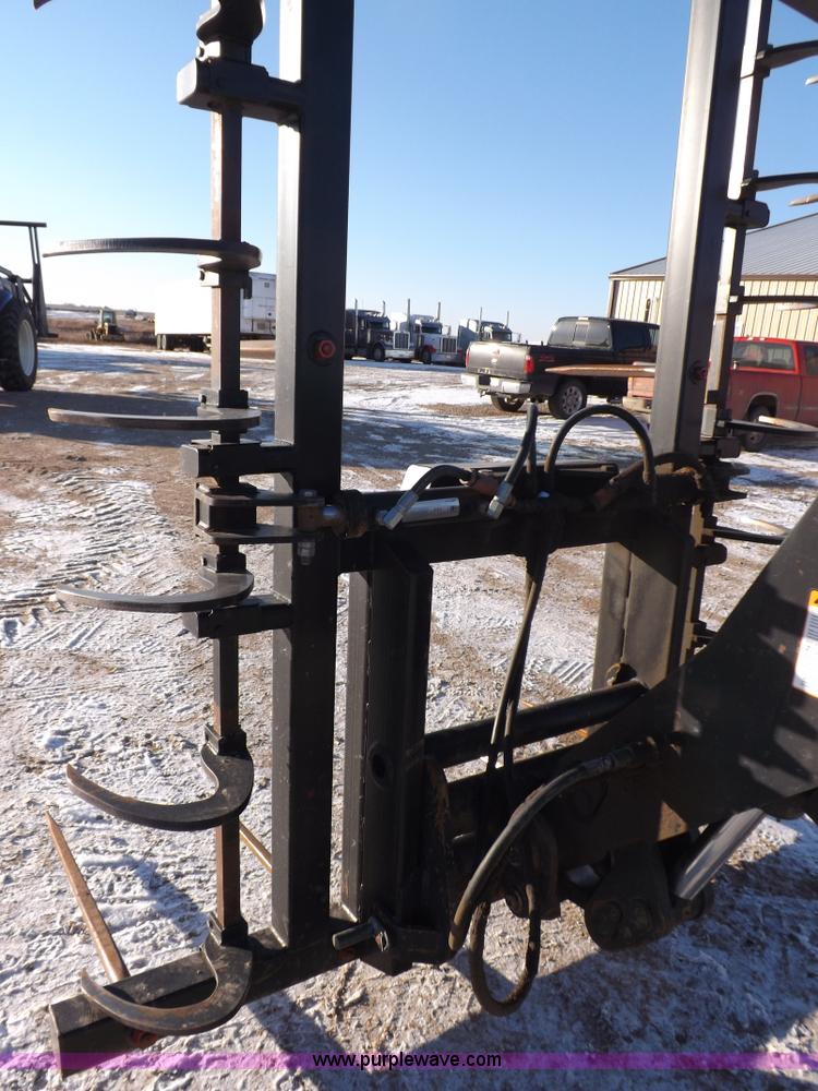 image for item I9239 New Holland LM435A telehandler