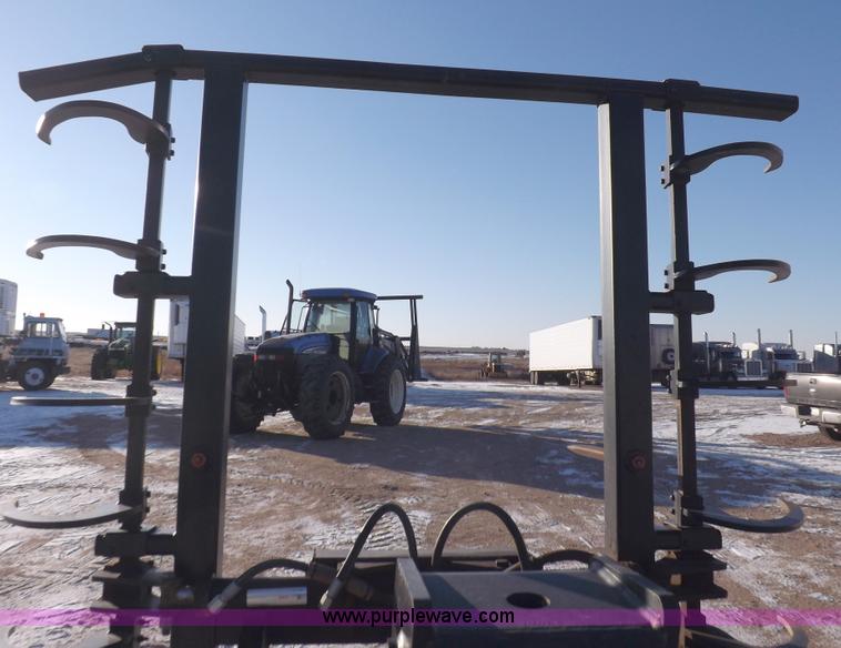 image for item I9239 New Holland LM435A telehandler