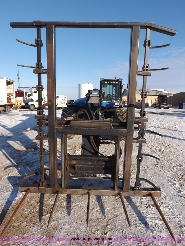 image for item I9239 New Holland LM435A telehandler