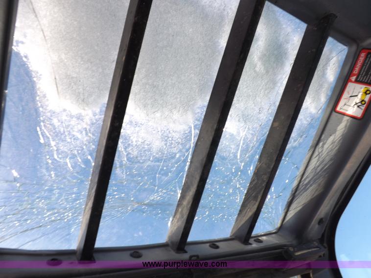 image for item I9239 New Holland LM435A telehandler