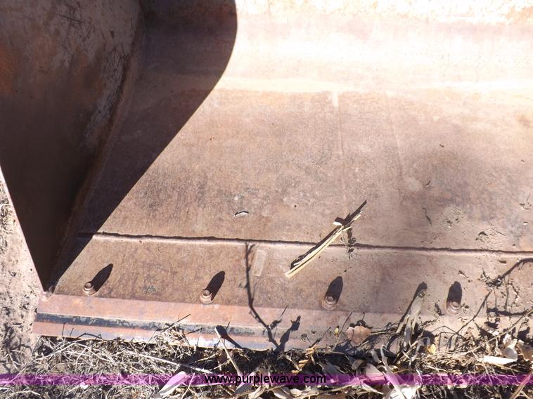 image for item I9239 New Holland LM435A telehandler