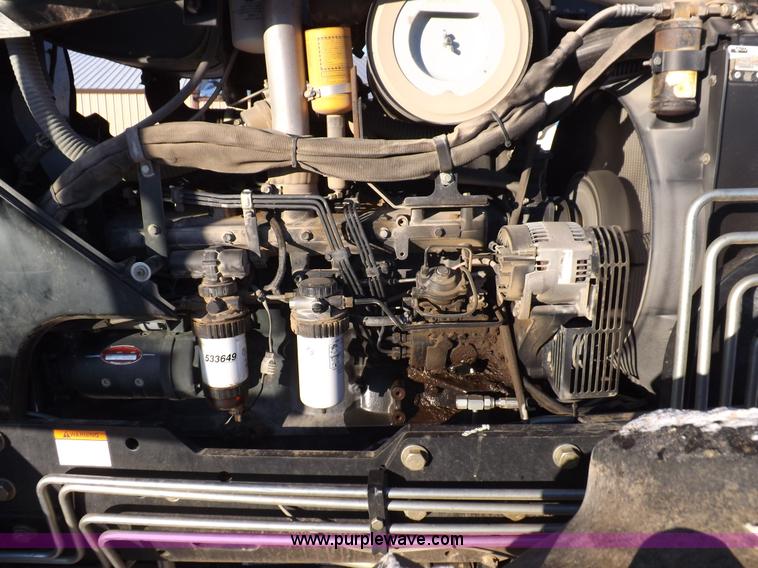 image for item I9240 2005 New Holland TV145 MFWD bi-directional tractor