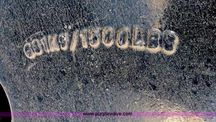 image for item I9240 2005 New Holland TV145 MFWD bi-directional tractor