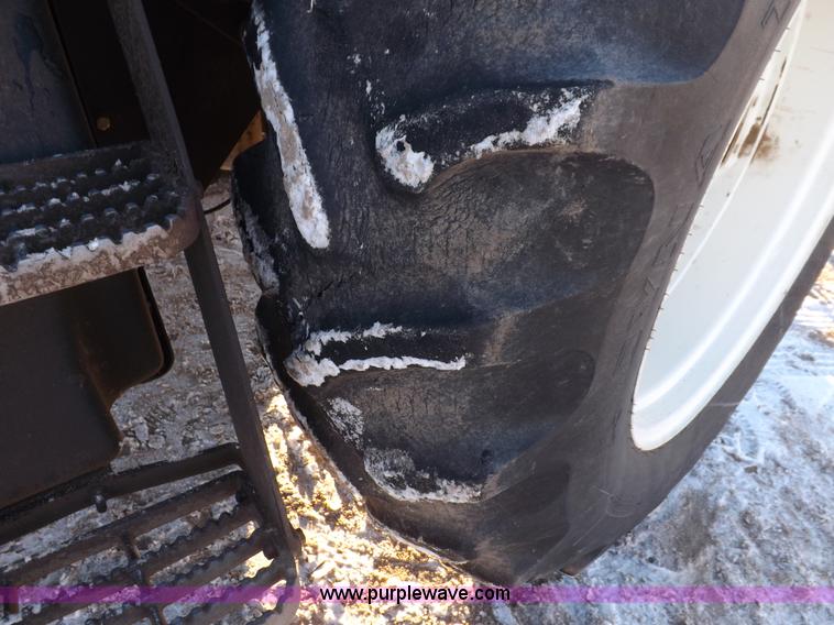 image for item I9240 2005 New Holland TV145 MFWD bi-directional tractor