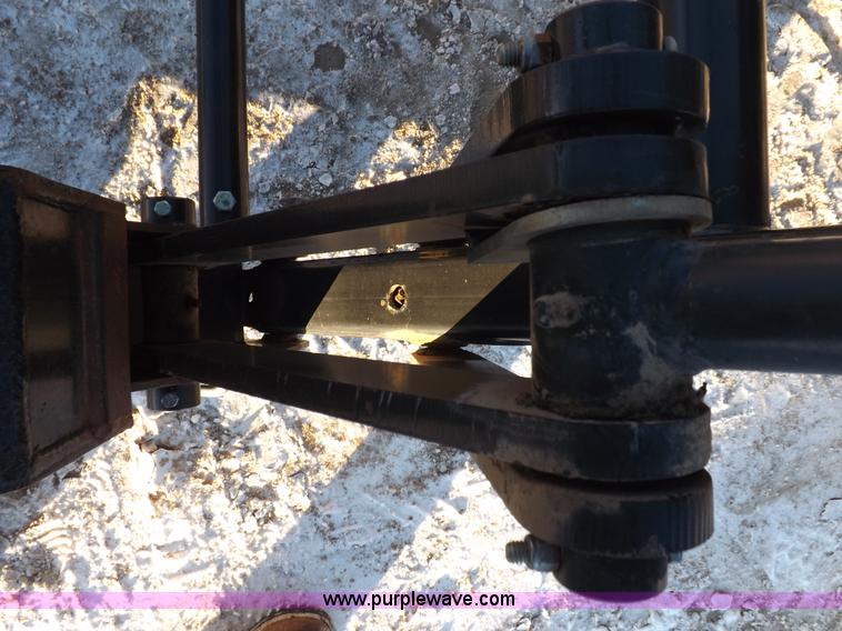 image for item I9240 2005 New Holland TV145 MFWD bi-directional tractor