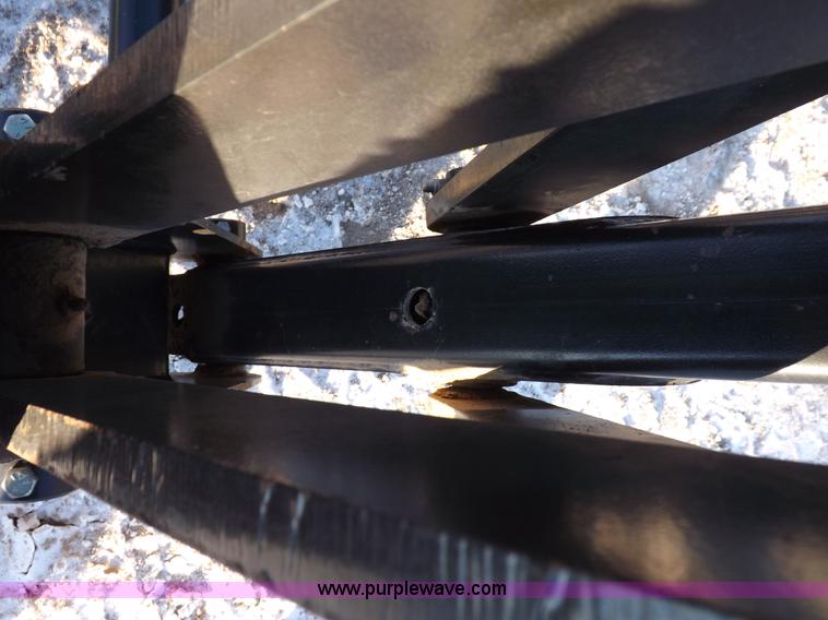 image for item I9240 2005 New Holland TV145 MFWD bi-directional tractor