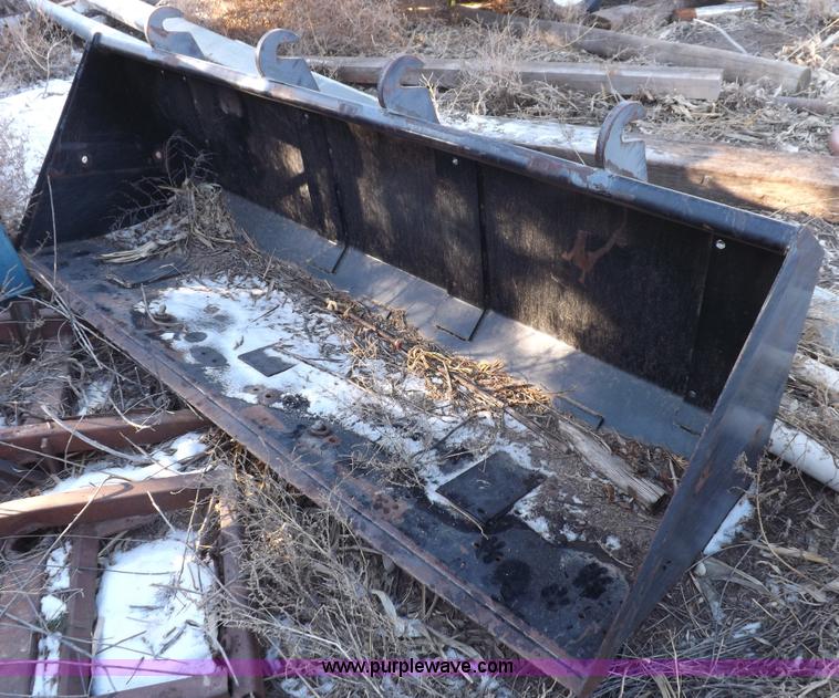 image for item I9240 2005 New Holland TV145 MFWD bi-directional tractor