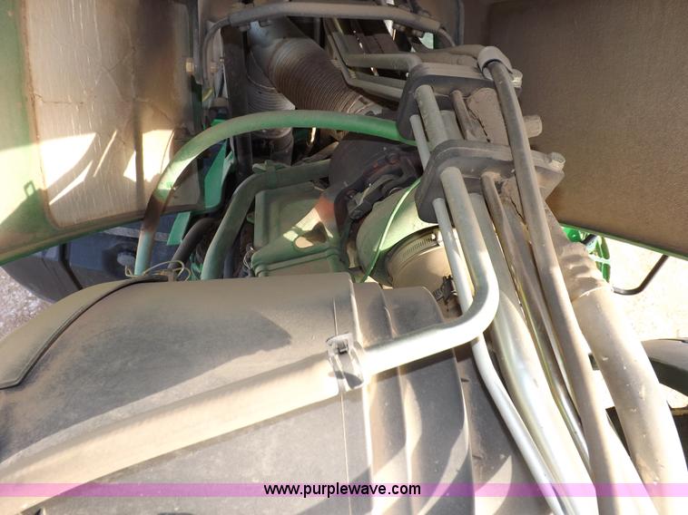 image for item I9241 2007 John Deere 7730 MFWD tractor