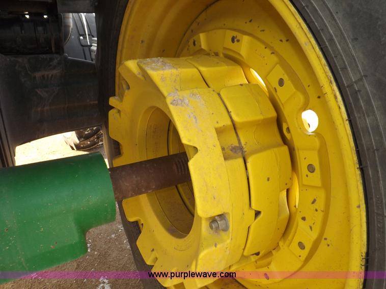 image for item I9241 2007 John Deere 7730 MFWD tractor