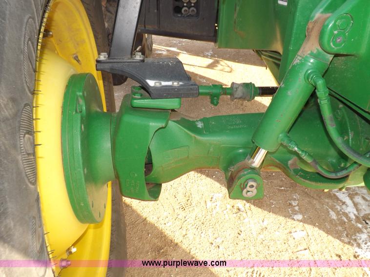 image for item I9241 2007 John Deere 7730 MFWD tractor
